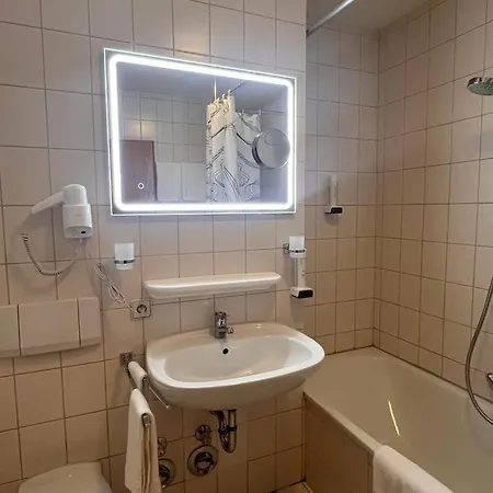 Of & Serviced Aparts Apartment